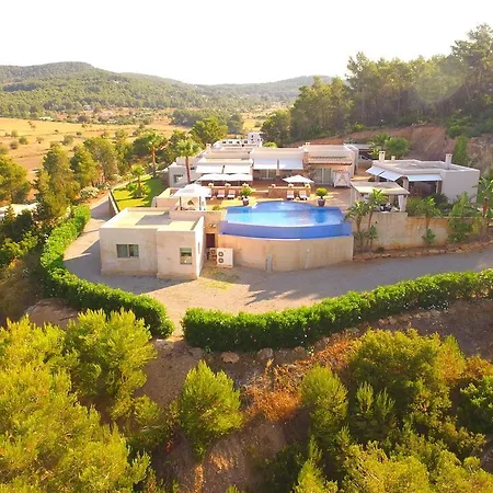 Beautiful 5 Star With Private Pool, Ibiza 1019