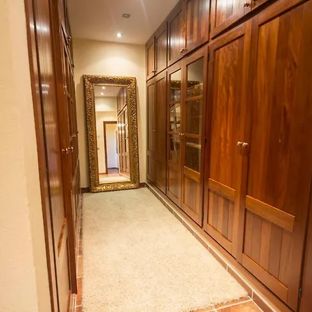 Beautiful 5 Star With Private Pool, Ibiza 1019 *
